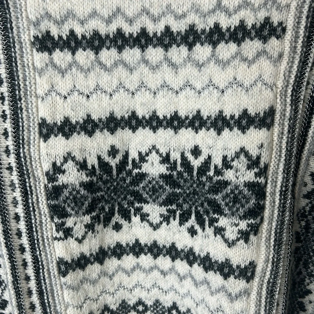CABI Chalet Pullover Sweater 4410 Holiday Festive Size Medium - Picture 5 of 16
